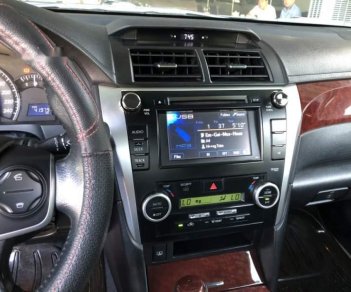 Toyota Camry 2.5 Q 2014 - Cần bán gấp Toyota Camry 2.5 Q 2014, màu đen đẹp như mới, giá 910tr