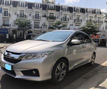 Honda City 1.5CVT 2016 - Bán Honda City AT T7/2016 màu bạc, nguyên zin, gia đình đi HCM