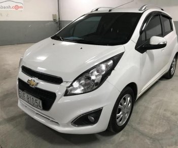 Chevrolet Spark 2016 - Cần bán gấp Chevrolet Spark năm sản xuất 2016, màu trắng, máy tốt