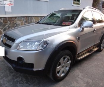 Chevrolet Captiva LT 2008 - Cần bán gấp xe Chevrolet Captiva LT 2008, xe tôi mua từ mới nên còn rất mới