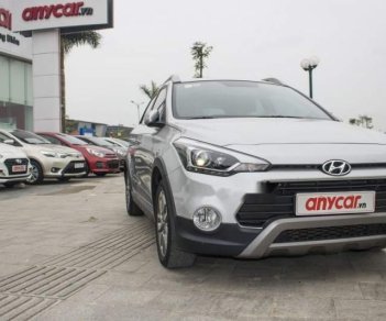 Hyundai i20 Active 1.4AT 2015 - Bán Hyundai i20 Active 1.4AT năm 2015, màu bạc, xe nhập giá cạnh tranh