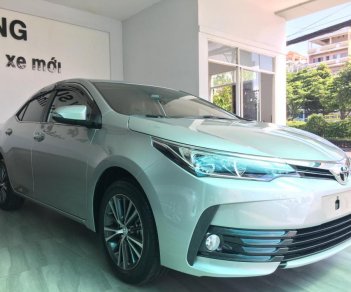 Toyota 2019 - Toyota Corolla Altis 1.8G CVT giao ngay, giá cực tốt 0906882329