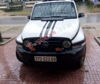 Ssangyong Korando   2002 - Cần bán gấp Ssangyong Korando sản xuất 2002, màu trắng, xe nhập