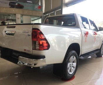 Toyota Hilux 2019 - Bán Hilux 2.4 4x4 MT giao ngay, giá cực tốt 0906882329