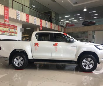 Toyota Hilux 2019 - Bán Hilux 2.4 4x4 MT giao ngay, giá cực tốt 0906882329