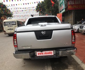 Nissan Navara LE 2013 - Cần bán xe Nissan Navara LE sản xuất 2013, màu bạc, nhập khẩu nguyên chiếc chính chủ, giá tốt