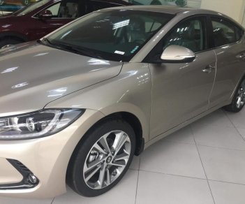 Hyundai Elantra 2018 - Bán Hyundai Elantra 2.0 AT, giá hấp dẫn nhất miền Bắc