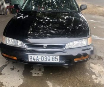 Honda Accord 1996 - Cần bán gấp Honda Accord năm sản xuất 1996, màu đen, nhập khẩu xe gia đình