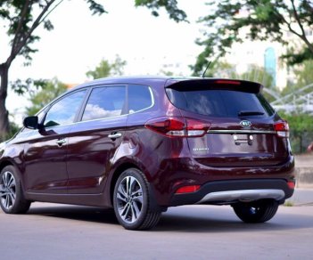 Kia Rondo  GAT DELUXE 2019 - Bán Kia Rondo GAT 2019 - GIẢM TIỀN MẶT - HT vay đến 85% + không cần chứng minh thu nhập