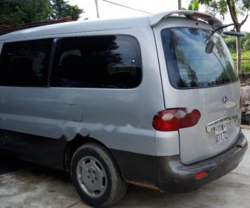 Hyundai Starex 2.5 MT 2000 - Bán xe Hyundai Starex 2.5 MT sản xuất 2000, màu bạc, nhập khẩu  