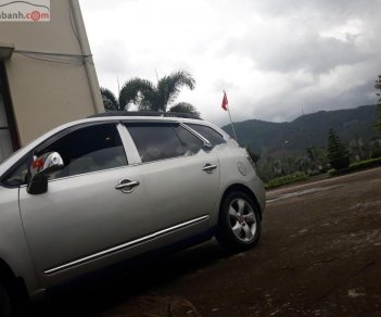 Kia Carens EX 2.0 MT 2010 - Xe Kia Carens EX MT sản xuất năm 2010, màu bạc 