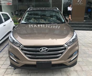 Hyundai Tucson 2.0 ATH 2019 - Cần bán Hyundai Tucson 2.0 ATH sản xuất năm 2019, màu nâu, 840 triệu