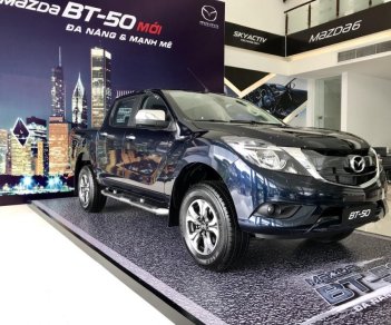 Mazda BT 50 2.2 ATH 2018 - Bán tải BT50 2.2 ATH, giảm tiền mặt + tặng bảo hiểm vật chất khi mua xe trong tháng