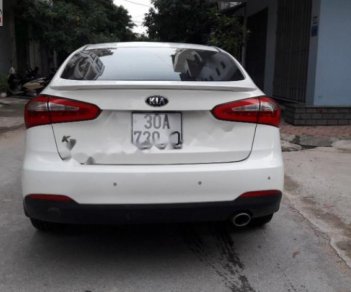 Kia K3 1.6 AT 2015 - Cần bán lại xe Kia K3 1.6 AT năm sản xuất 2015, màu trắng chính chủ, 520 triệu