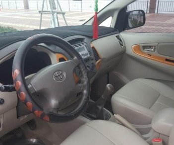 Toyota Innova G 2011 - Xe Toyota Innova G sản xuất năm 2011, màu bạc xe gia đình