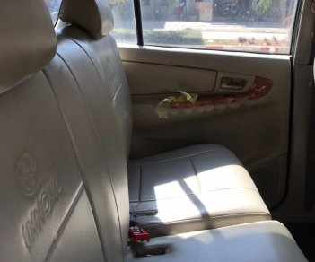 Toyota Innova J 2008 - Bán Toyota Innova J năm 2008, màu bạc, giá tốt