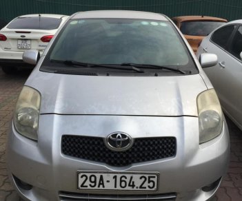 Toyota Yaris 2008 - Bán xe Toyota Yaris năm sản xuất 2008, màu bạc, nhập khẩu nguyên chiếc, giá tốt
