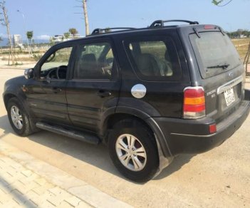 Ford Escape    2004 - Cần bán gấp Ford Escape đời 2004, màu đen, xe còn mới cứng