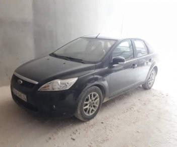 Ford Focus MT 2010 - Bán lại chiếc xe Focus đời 2010, xe được bảo dưỡng định kỳ tại hãng Ford Thanh Xuân