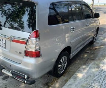 Toyota Innova 2015 - Cần bán gấp Toyota Innova sản xuất 2015, màu bạc