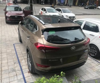 Hyundai Tucson 2.0 ATH 2019 - Cần bán Hyundai Tucson 2.0 ATH sản xuất năm 2019, màu nâu, 840 triệu