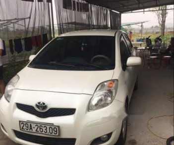 Toyota Yaris 1.3AT 2011 - Cần bán Toyota Yaris 1.3AT đời 2011, màu trắng, nhập khẩu chính chủ