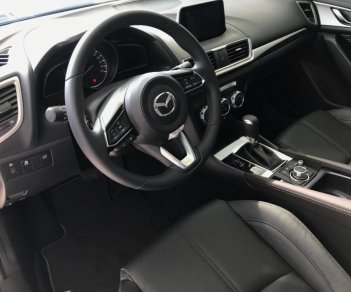 Mazda 3 1.5 HB 2019 - Mazda 3 1.5 HB sản xuất 2019, màu đỏ, trả trước 230tr nhận xe ngay