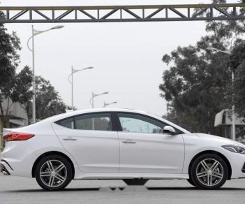 Hyundai Elantra   2019 - Bán ô tô Hyundai Elantra năm sản xuất 2019, màu trắng