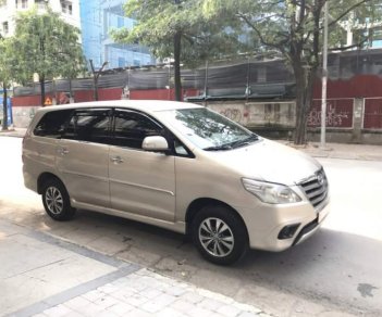 Toyota Innova E 2015 - Bán ô tô Toyota Innova E đời 2015 chính chủ