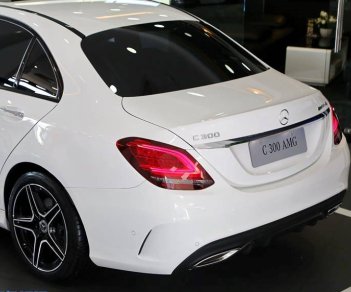 Mercedes-Benz C300  AMG 2019 - Mercedes C300 AMG 2019 - Siêu hot - xe giao ngay - đủ màu - ưu đãi tốt nhất cả nước