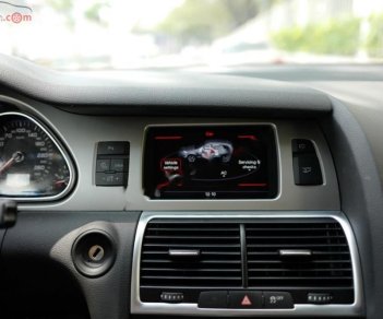 Audi Q7   2014 - Bán Audi Q7 sản xuất 2014 nhập khẩu chính hãng, màu đen nâu