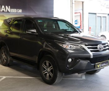 Toyota Fortuner G 2.5MT 2017 - Bán Toyota Fortuner G 2.5MT 2017, màu bạc, nhập khẩu nguyên chiếc, giá 998tr