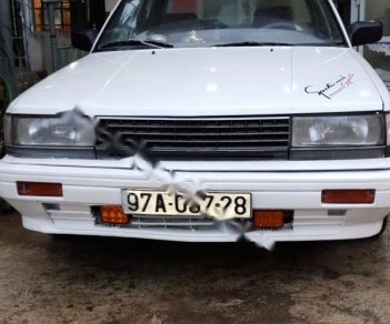 Nissan Bluebird 1993 - Cần bán gấp Nissan Bluebird năm sản xuất 1993, màu trắng, nhập khẩu 

