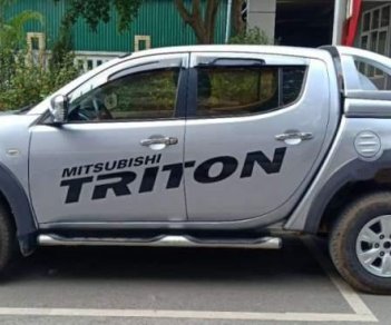 Mitsubishi Triton GLS 2009 - Bán ô tô Mitsubishi Triton GLS sản xuất năm 2009, màu bạc, nhập khẩu nguyên chiếc