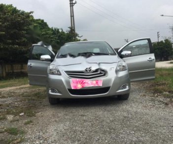 Toyota Vios E 2010 - Bán Toyota Vios E đời 2010, màu bạc, xe gia đình