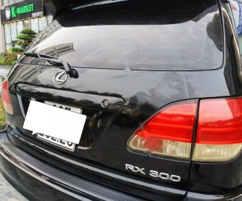 Lexus RX 300 2002 - Bán Lexus RX 300 sản xuất 2002, màu đen, xe nhập  