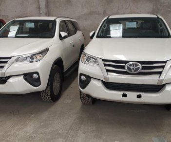 Toyota Fortuner 2.0MT 2019 - Bán Toyota Fortuner 2.4MT - Đủ màu giao ngay - Giá tốt