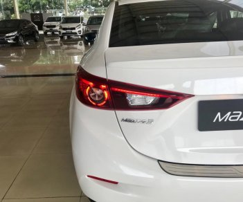 Mazda 3 2.0 2019 - Bán Mazda 3 2.0 sedan 2019 ưu đãi lớn - trả góp 90% - giao xe ngay - Hotline: 0973560137