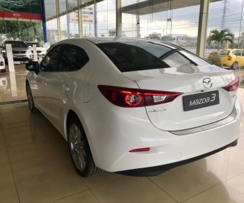 Mazda 3 2.0 2019 - Bán Mazda 3 2.0 sedan 2019 ưu đãi lớn - trả góp 90% - giao xe ngay - Hotline: 0973560137