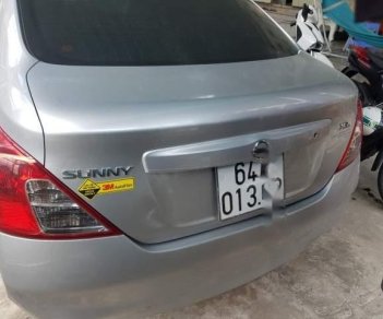 Nissan Sunny   2014 - Bán ô tô Nissan Sunny đời 2014, màu bạc, xe còn rất mới, giấy tờ hợp lệ, chính chủ