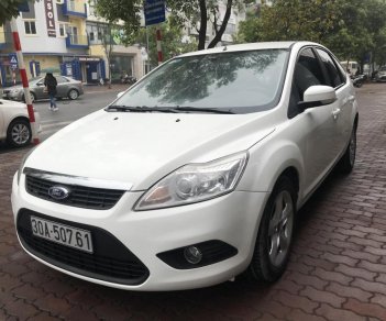 Ford Focus SEL 2.0 AT  2012 - Cần bán lại xe Ford Focus SEL 2.0 AT đời 2012, màu trắng giá cạnh tranh