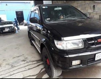 Isuzu Hi lander   2007 - Cần bán lại xe Isuzu Hi lander đời 2007, màu đen