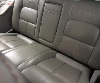 Kia Carnival 2006 - Bán Kia Carnival đời 2006, màu đen, nhập khẩu xe gia đình, giá tốt