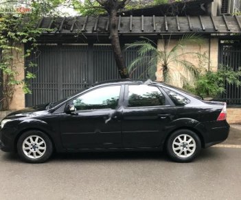 Ford Focus 1.8 MT 2010 - Bán Focus màu đen, số tay, xe gia đình công chức sử dụng còn rất mới đẹp nguyên bản