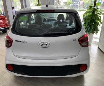 Hyundai Grand i10 1.2 AT 2019 - Bán xe Hyundai Grand i10 1.2 AT đời 2019, màu trắng, giá tốt nhất miền Nam