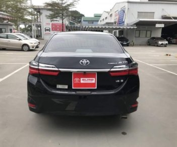 Toyota Corolla altis 1.8AT 2018 - Bán ô tô Toyota Corolla altis 1.8AT năm 2018, màu đen chính chủ, giá tốt