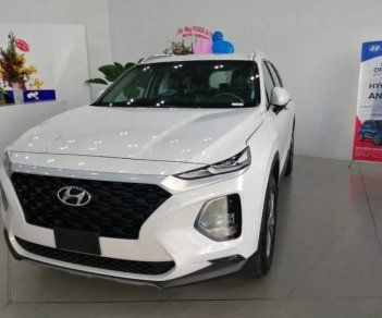 Hyundai Santa Fe 2.4AT 2019 - Cần bán xe Hyundai Santa Fe 2.4AT đời 2019, màu trắng, 995 triệu