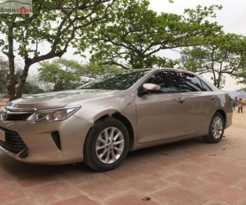 Toyota Camry  2.0 2015 - Cần bán Toyota Camry 2.0 sản xuất 2015, phom 2016, đăng ký 2016