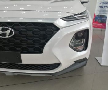 Hyundai Santa Fe 2.4AT 2019 - Cần bán xe Hyundai Santa Fe 2.4AT đời 2019, màu trắng, 995 triệu