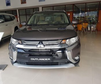 Mitsubishi Outlander 2.0 CVT 2019 - Mitsubishi Outlander 2019 giao ngay khuyến mãi tới 51 triệu tiền mặt. Gọi ngay nhận xe ngay